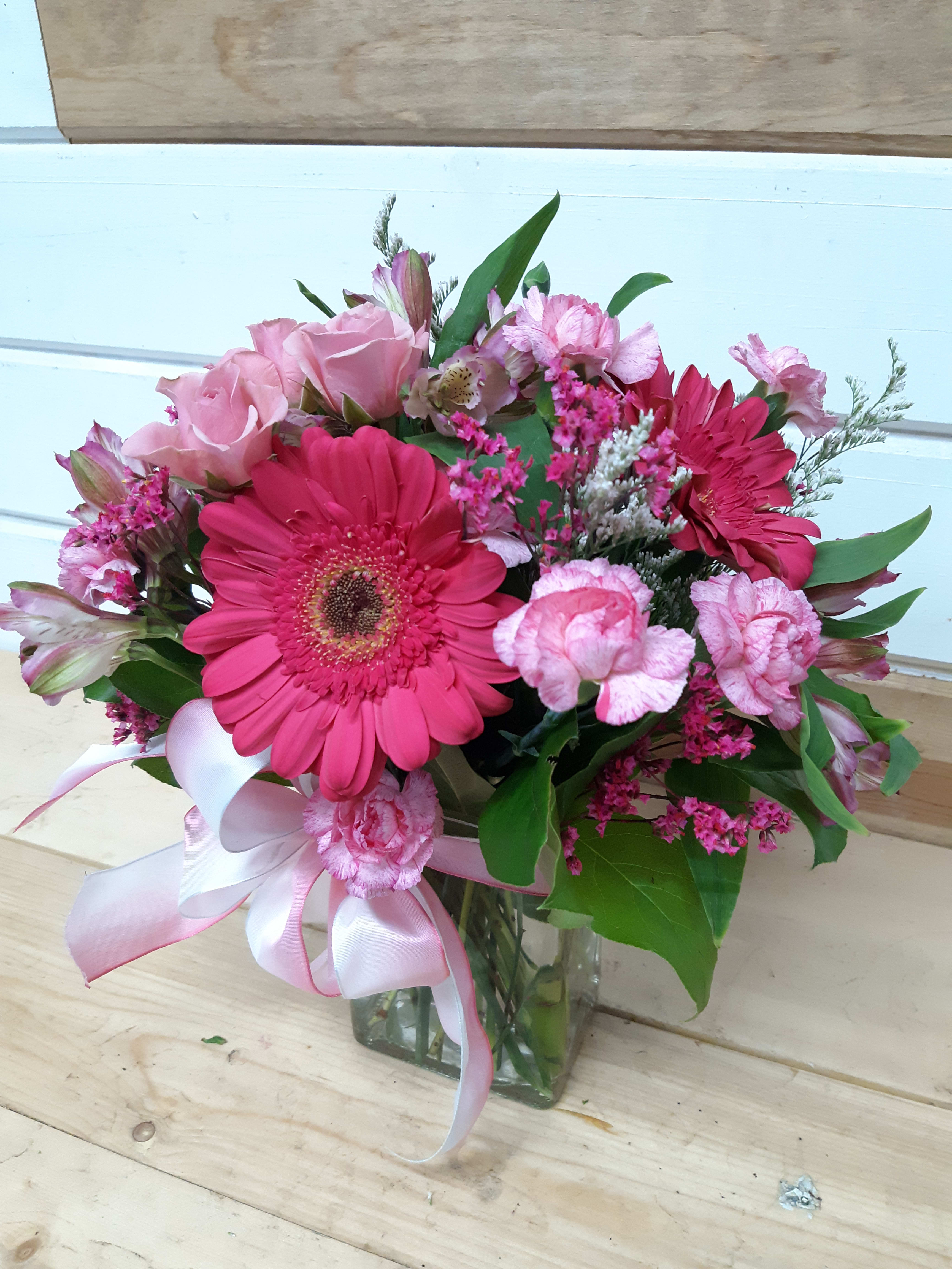 Baby Girl Balloons and Flowers Bundle in Modesto, CA ...