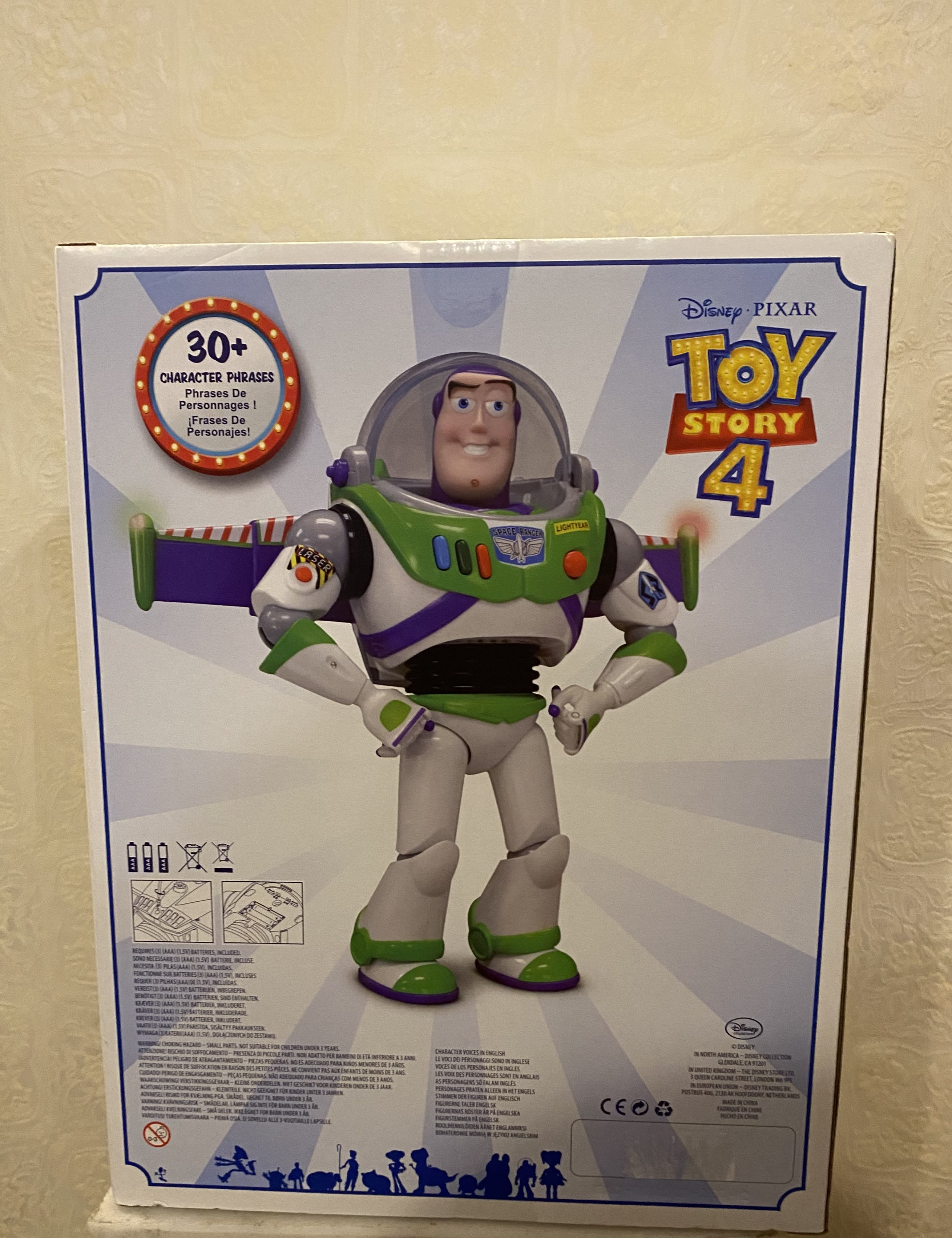 Disney Collection Toy Story 4 Buzz Lightyear 12" Talking Action Figure