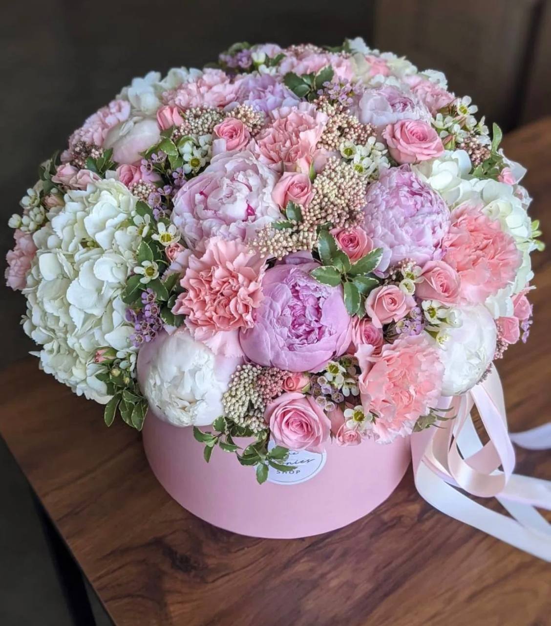 9 in Los Angeles, CA The Peonies Shop