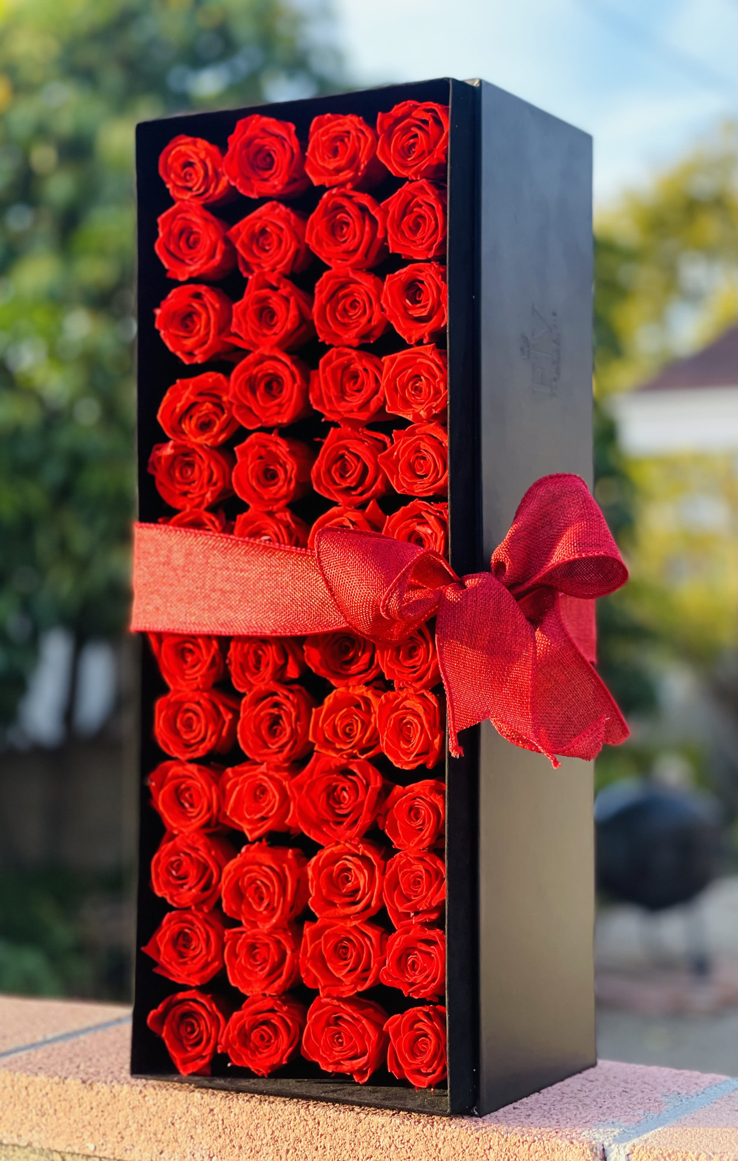 Rose Tower in Arcadia, CA Del Sol Flowers