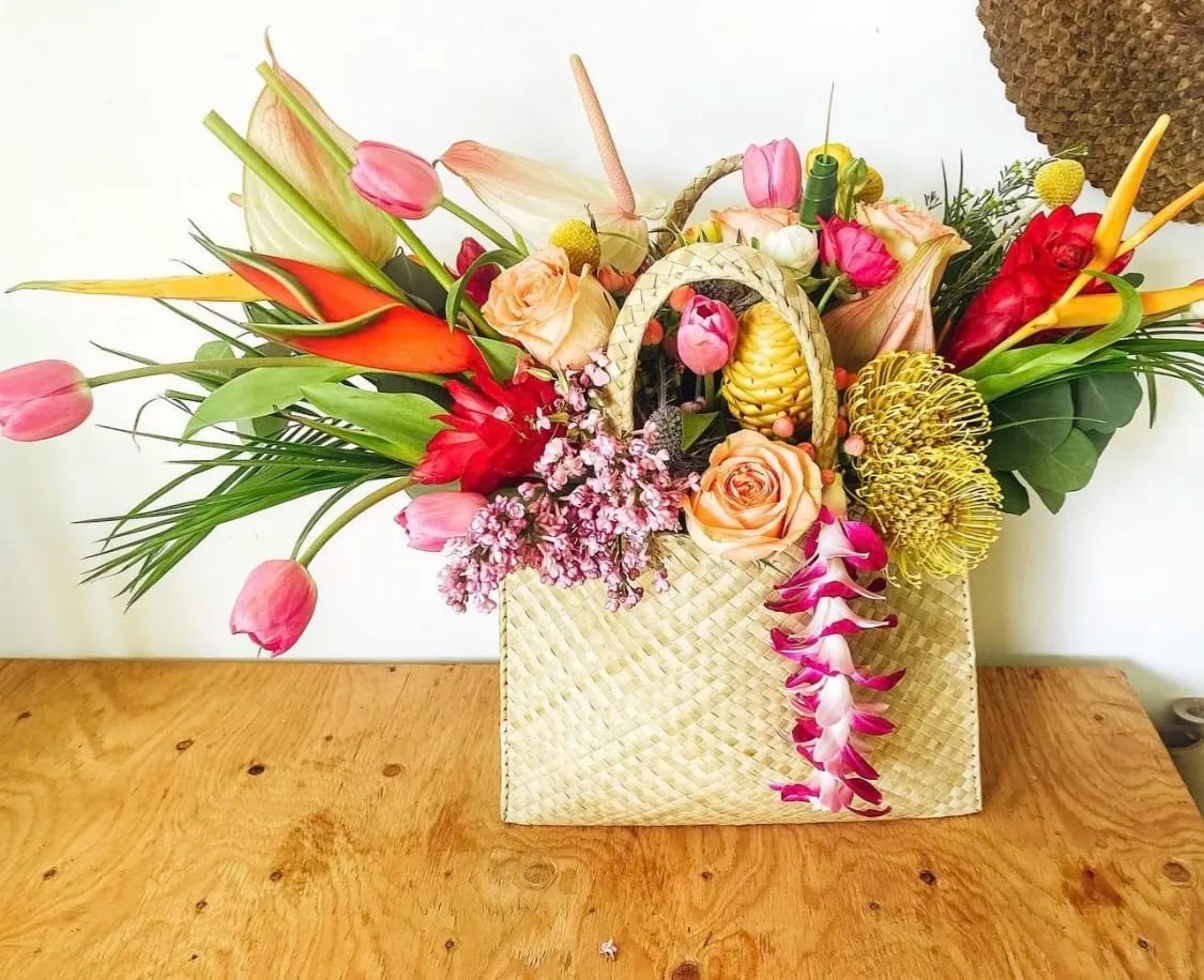 Blooming with Aloha Tote & Gift Basket in Kailua, HI Pomaikai Flowers