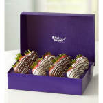 Dozen Chocolate Dipped Strawberries 