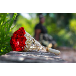 Queen Rosa-Bouquet Holder