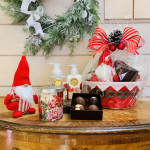Christmas Bouquet Deluxe Gift Basket
