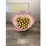 bouquet of Ferrero Rocher chocolates, heart-shaped design