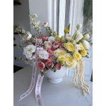 Creamy Lemon Vase