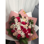 25 mix pink roses