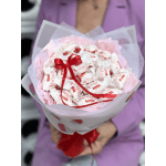 Sweet Strawberry Raffaello Bouquet