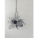 Metal hanging bee