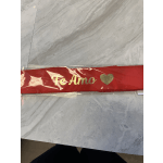 Red ribbon with gold "Te Amo" text and a heart