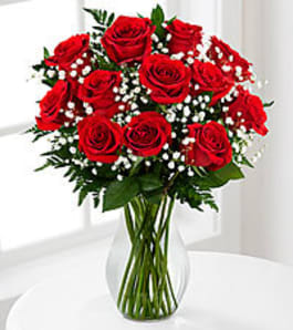 Classic Traditional Dozen Roses By Natures Splendor Florist