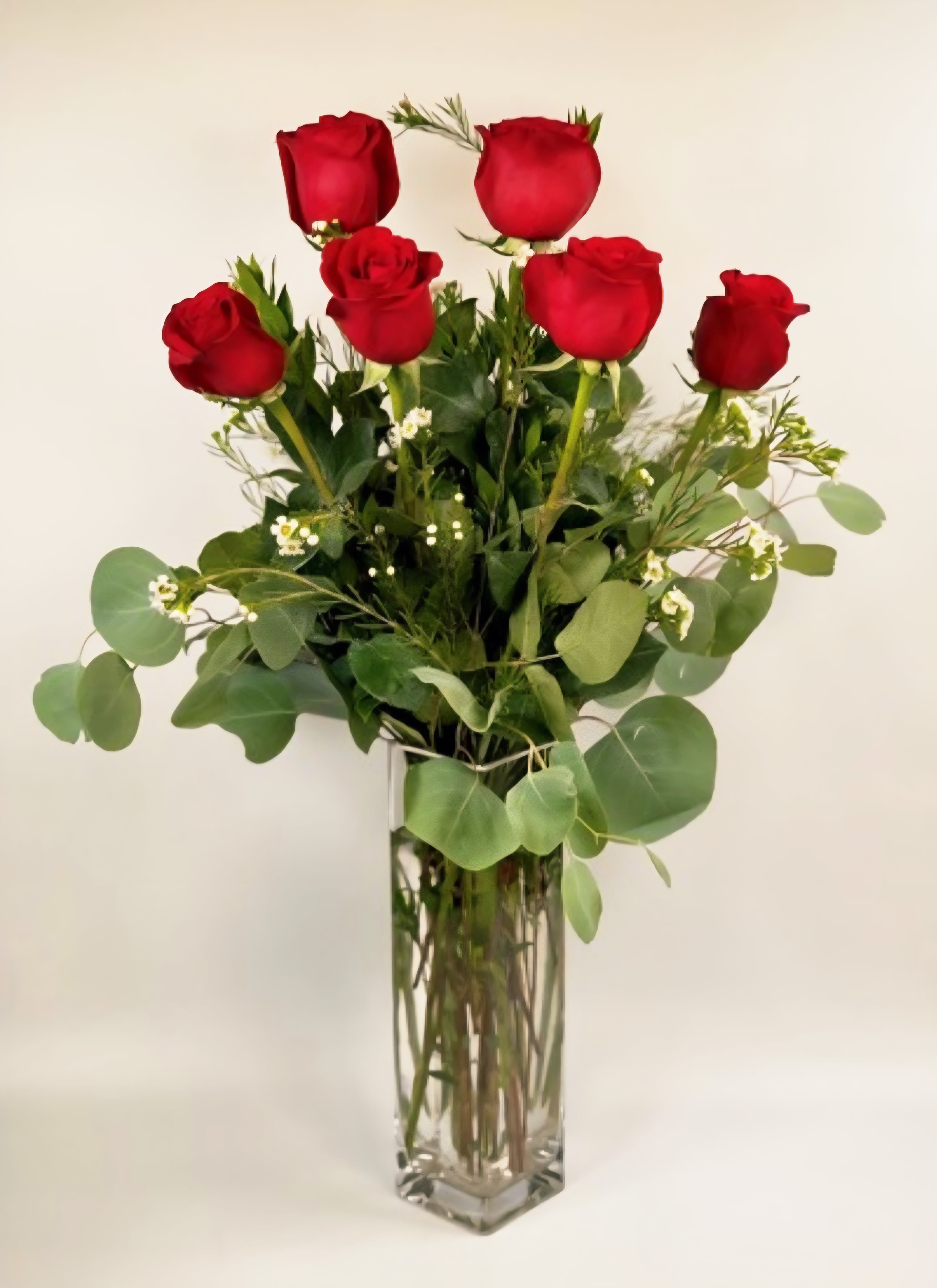 1/2 Dozen Long Stem Roses - 1/2 dozen long stem roses