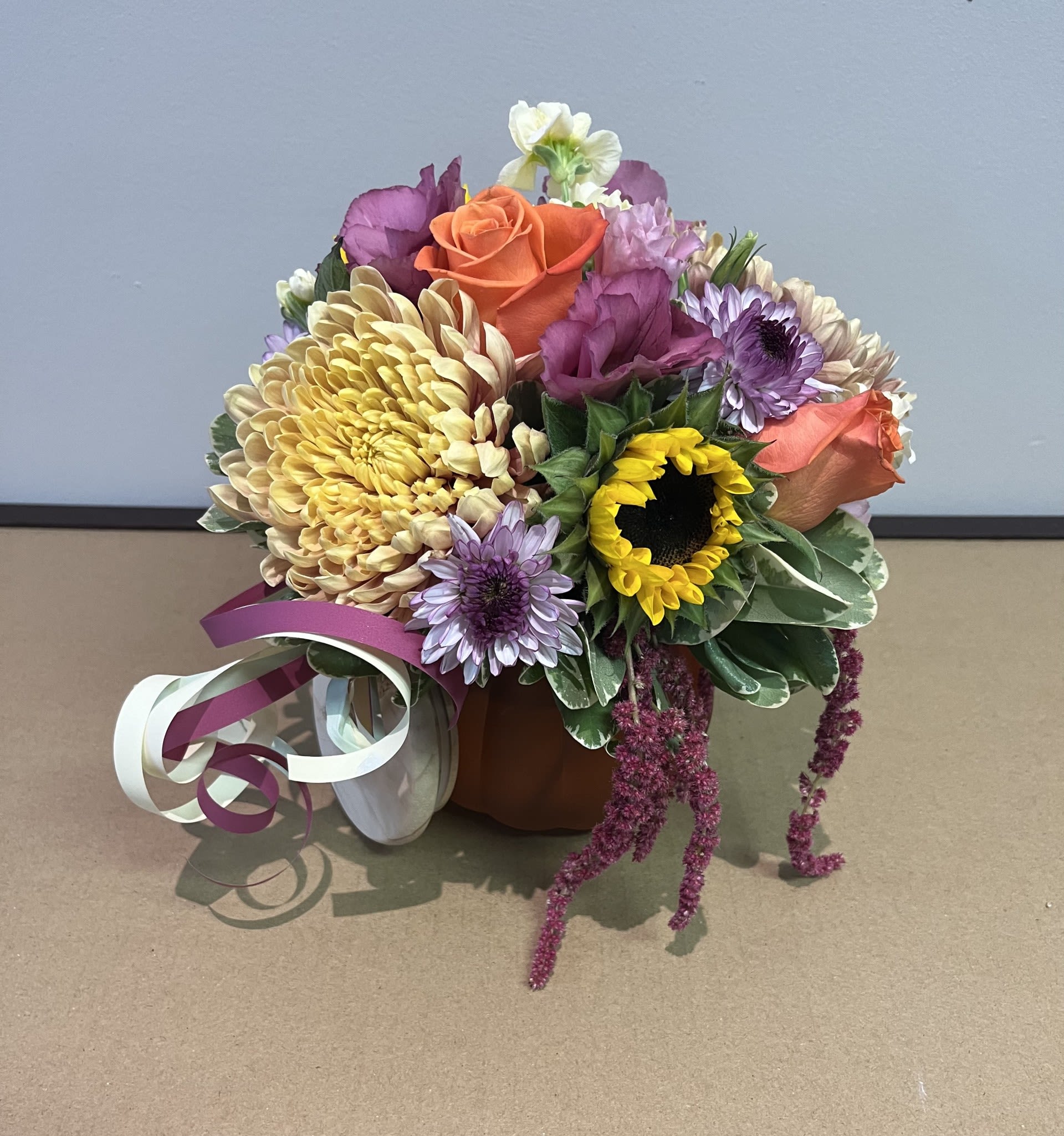 Fall Feminine by Chasing Petals - The perfect gift for the one who loves fall but isn't a big on the traditional orange and red colours. We mixed in some cute feminine touches just for you!