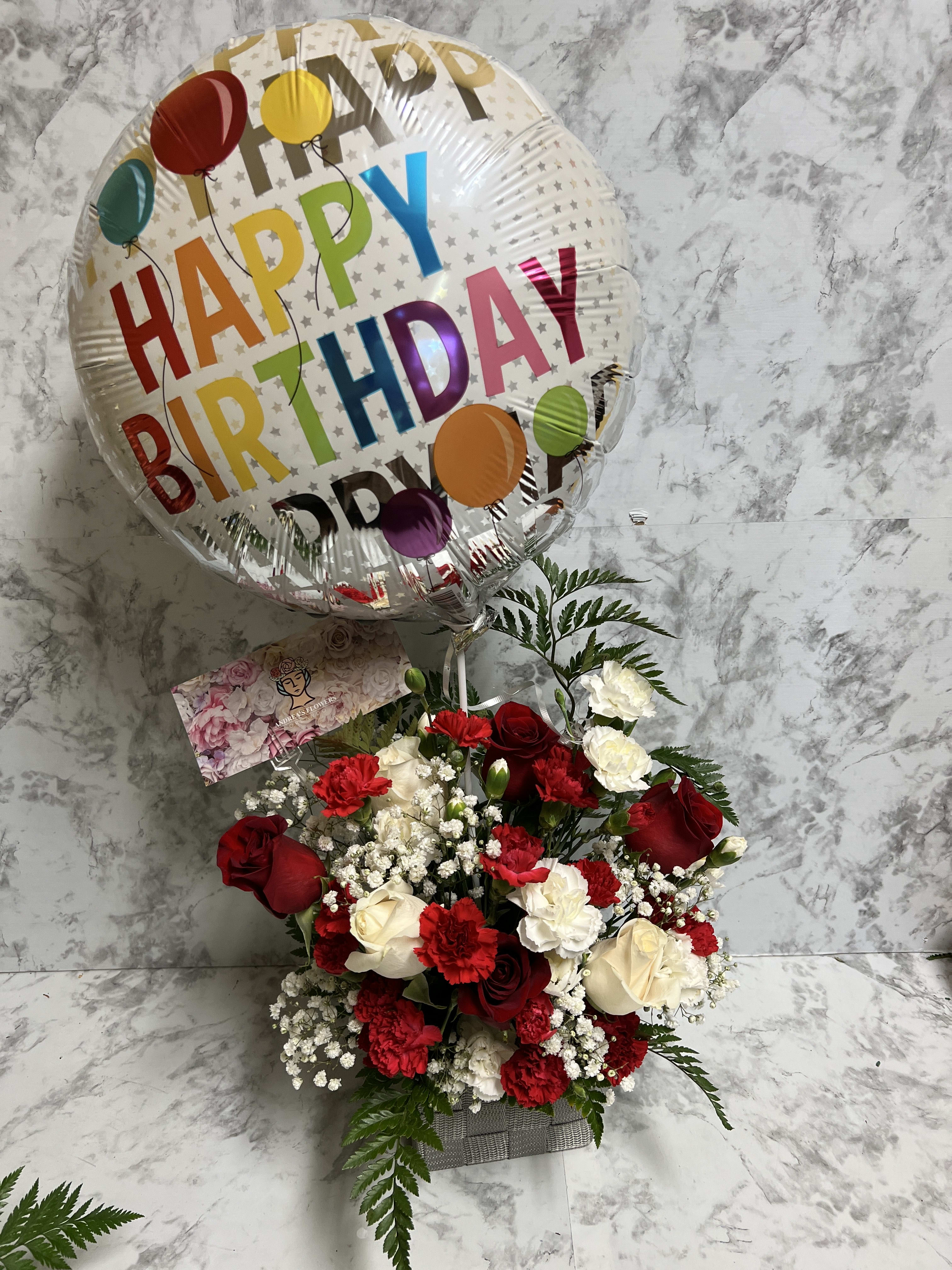 Surprice Roses / Rosas Sorpresa  - Beutiful Cristal / Wood cube of roses, carnations, baby's breath and Mylar balloon for any occasion.