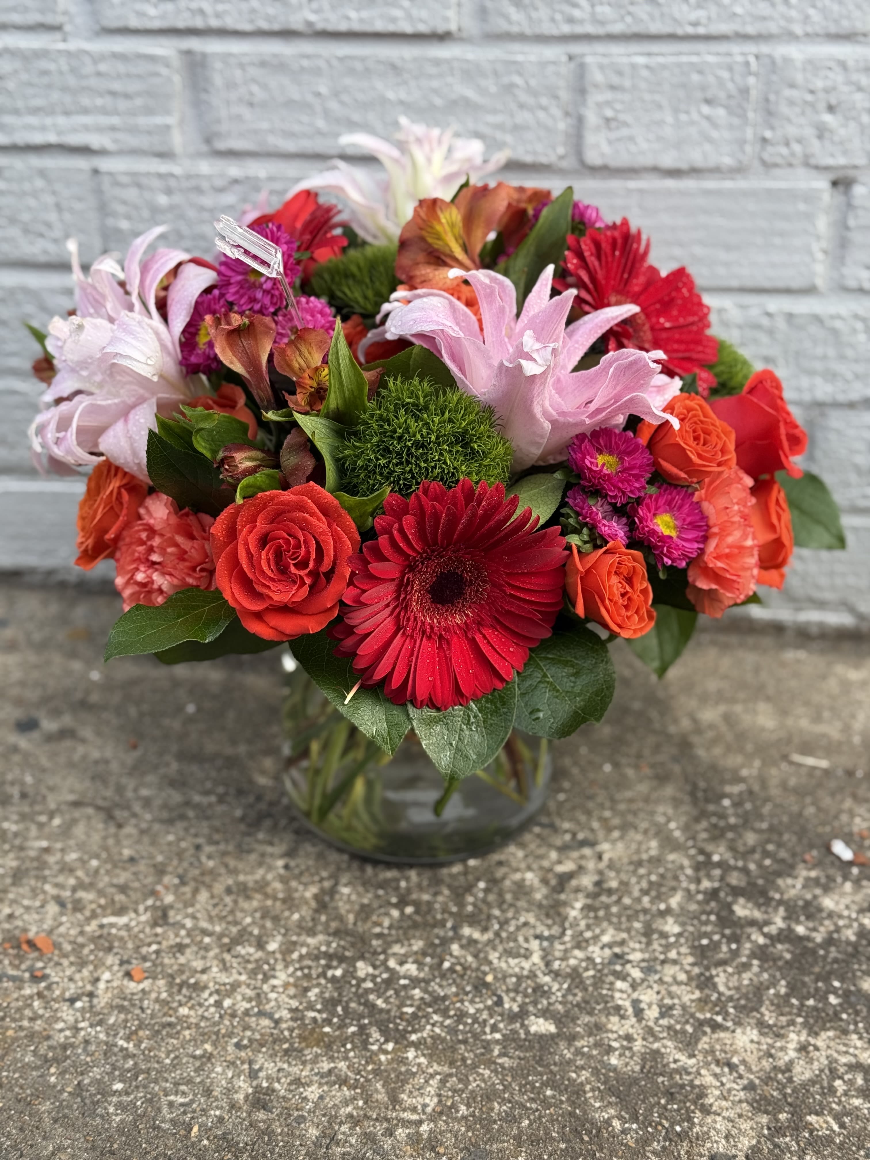 Floral - 6in vase full with blooms 
