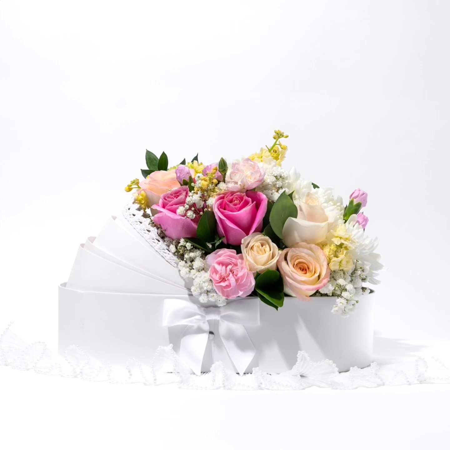 Flower Box for Newborn Baby  - Childbirth is the brightest, most joyful and important event. Parents should certainly be congratulated with this bright event in their life. On our website you can find a great selection of flower arrangements to send your congratulations. 