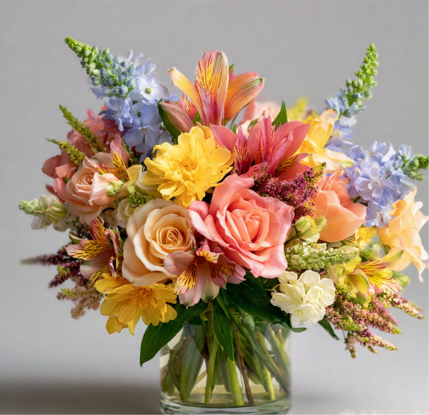 St Pete Floral Garden  - Modern Style, This beautiful mix of floral elegance bring the life and freshness of a garden into your home.  St Pete #1 Florist, Local Delivery 