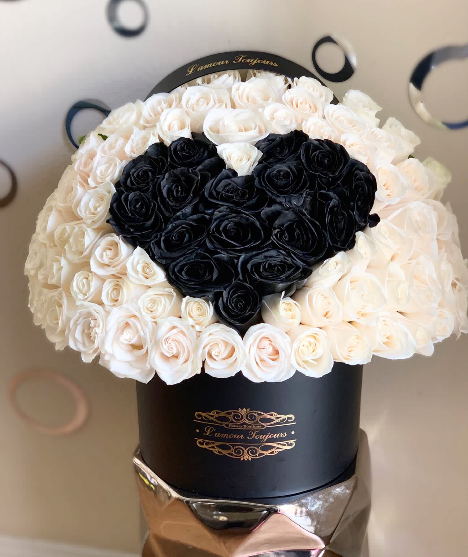 Fabulous Black Heart Signature Box - 100 Premium Roses 
