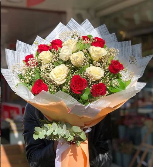 Mix bouquet  - White &amp; red roses, + greenery 