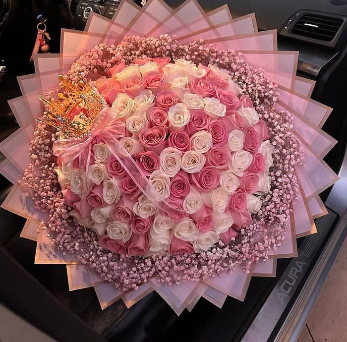 100 A Grand Gesture - A breathtaking harmony of 100 premium roses in soft pink and pure white — the perfect balance of tenderness, grace, and timeless beauty.  This luxurious bouquet speaks of pure love, admiration, and refined elegance, ideal for anniversaries, baby showers, birthdays, or simply to leave someone speechless.  Each rose is carefully arranged to create a soft, romantic atmosphere that lingers long after the flowers arrive.   Delivery available — Gentle, grand, and unforgettable. Only at Yansa Flowers  