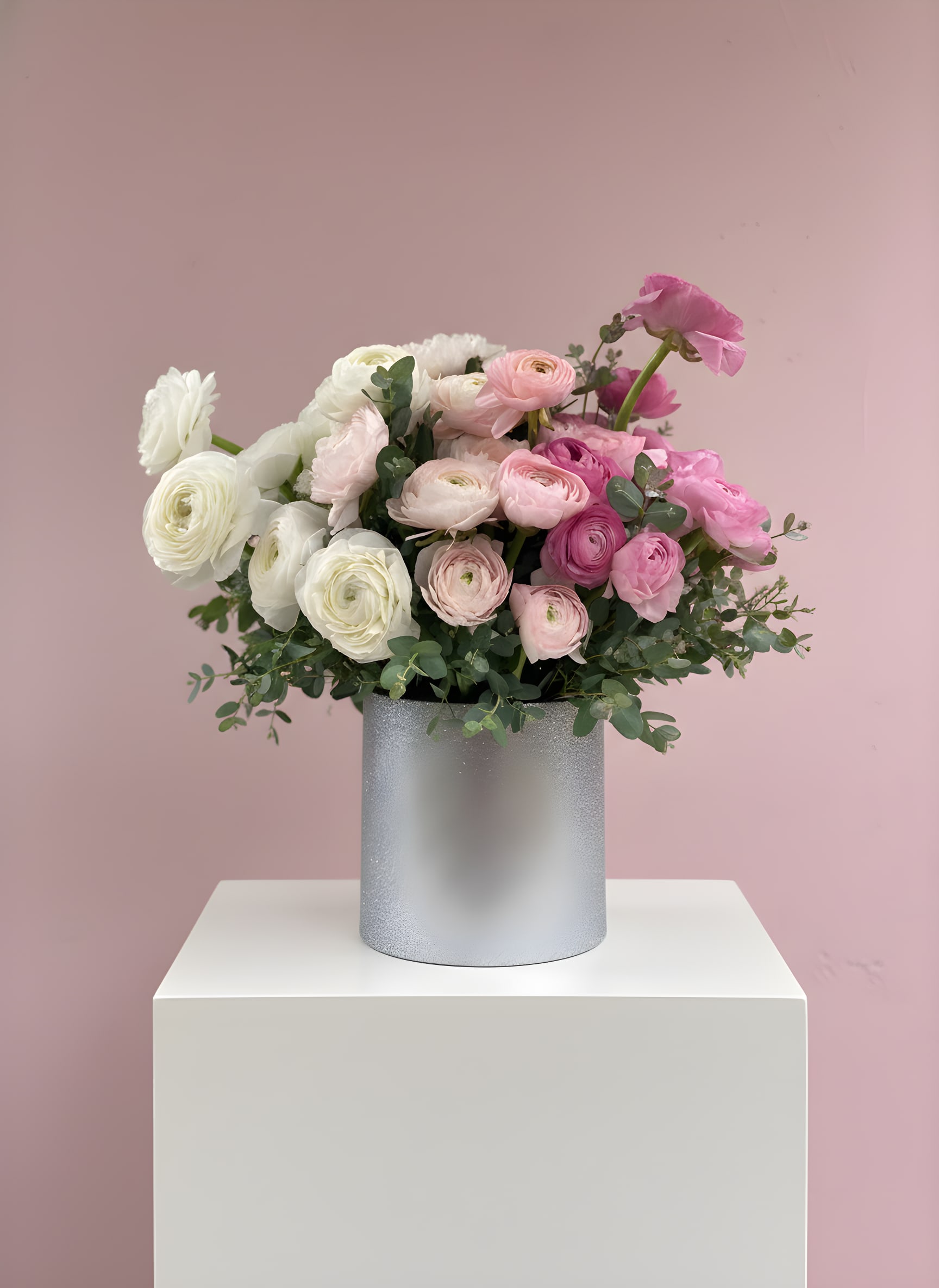Flamingo Hour - Flamingo Hour Bold pink meets golden hour energy. A vibrant, head-turning arrangement with that unmistakable LA glow. Flower varieties and vessels may vary based on availability to ensure the highest quality.