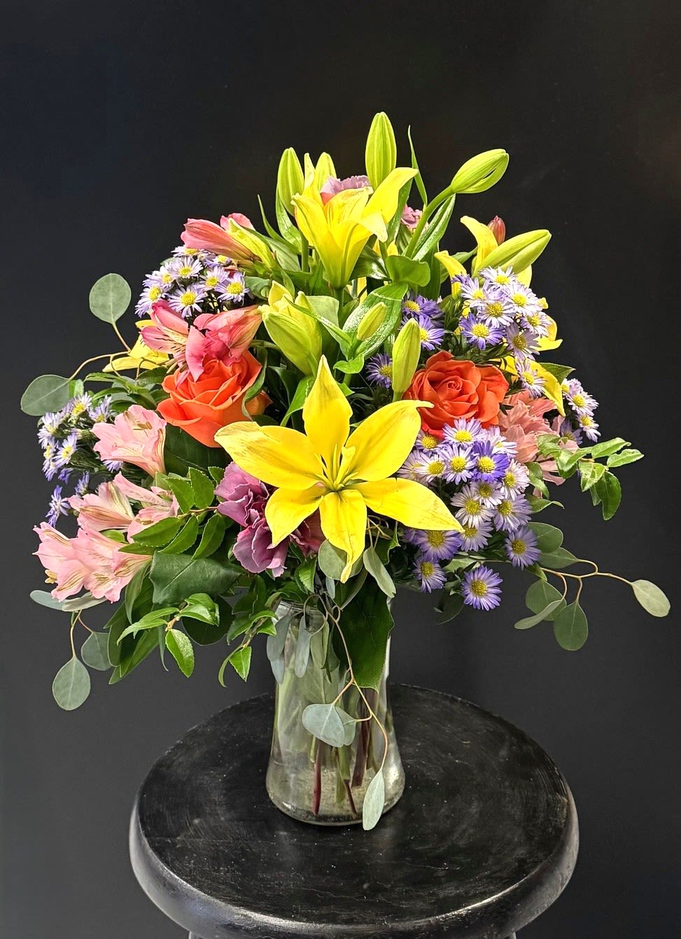 #A121 - Feeling Festive - Is there a special occasion around the corner?   This is the perfect centerpiece for your home or someone else's, no matter what you are celebrating!  