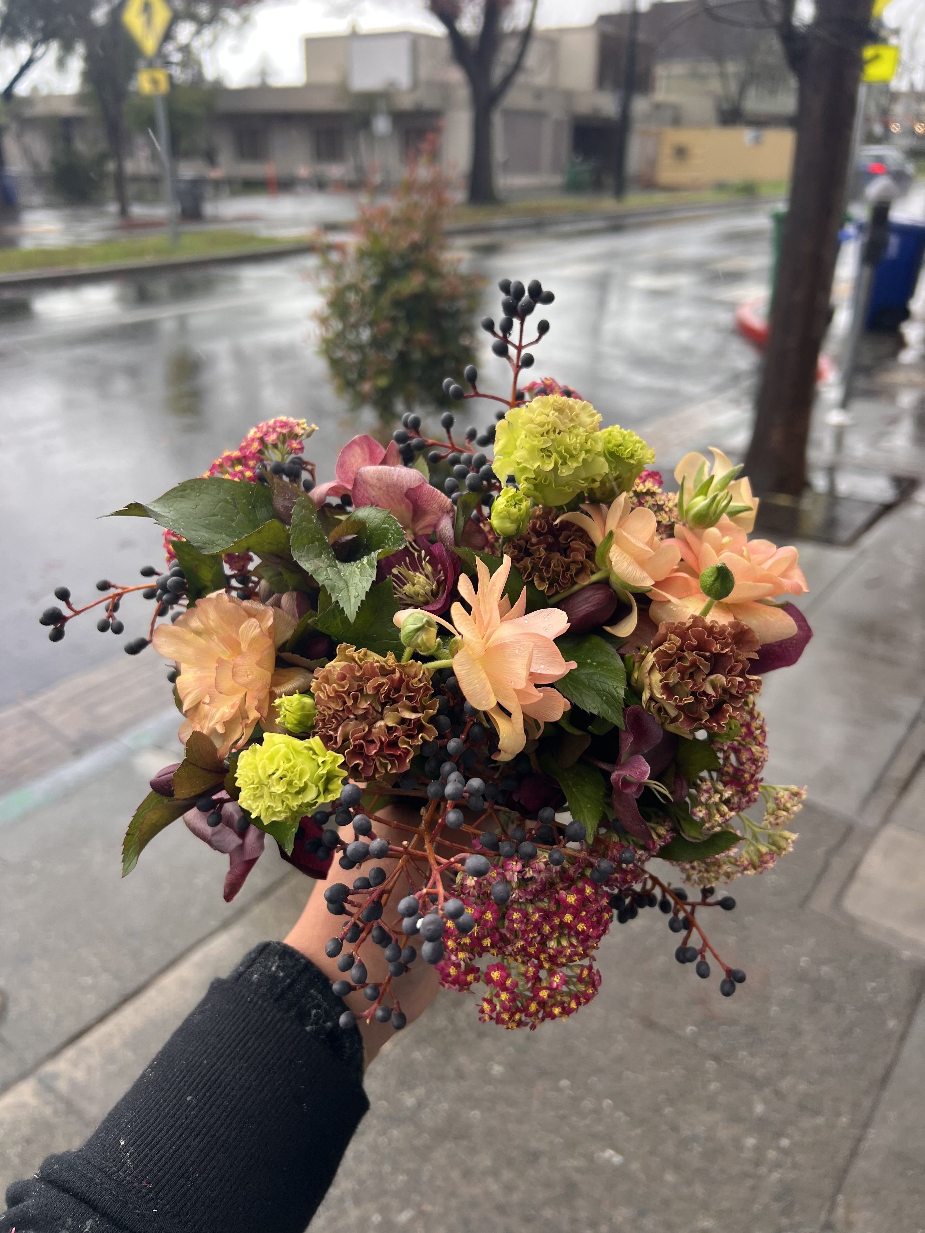 BlackBerry Honey Mist - This bouquet carries warmth and resilience — soft peaches and honey tones balanced with deep, grounding berries, like sweetness wrapped around strength. Designed from the heart, for moments that matter.