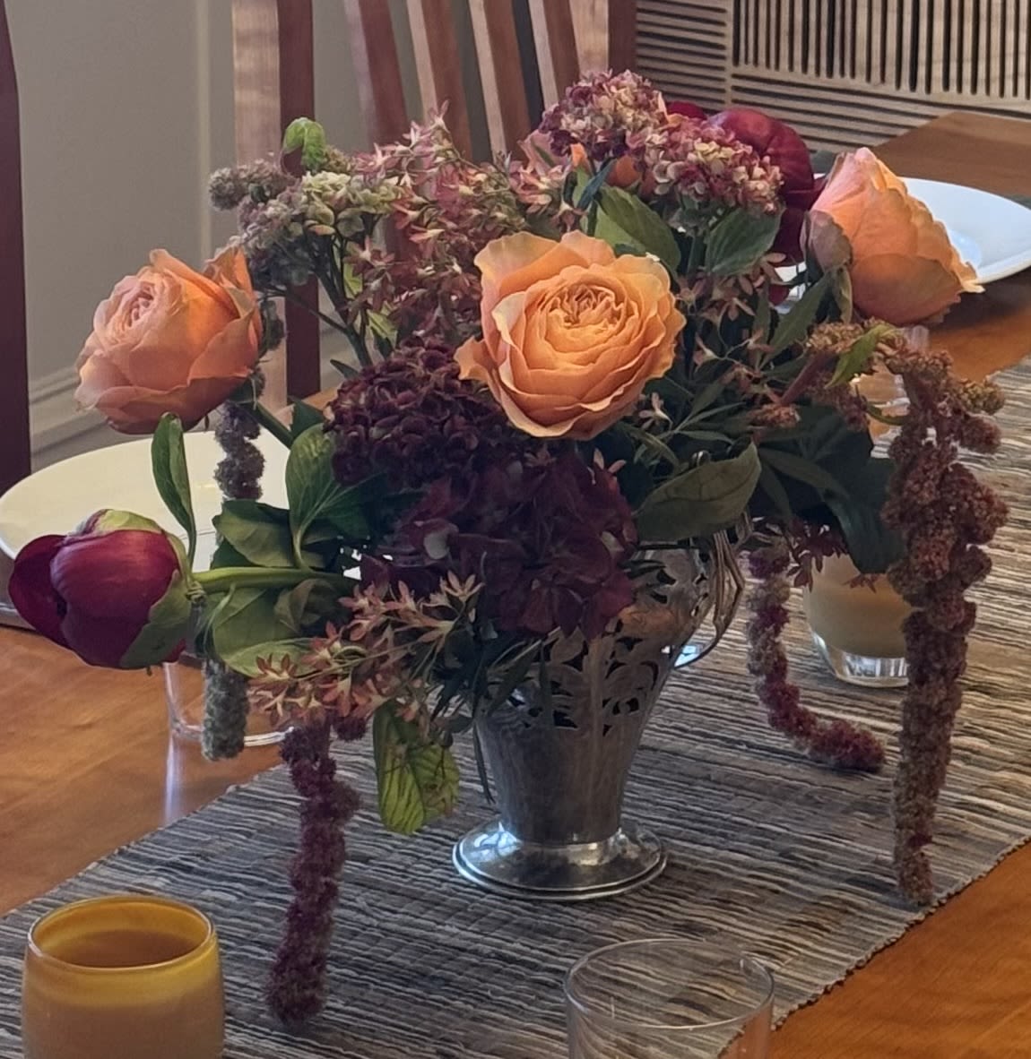 Autumn in Paris - Hand-designed by Roxana • Floral Girl Flowers Where every stem is arranged with memory and meaning 