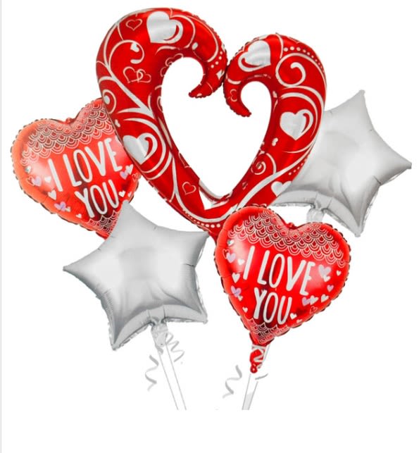 Heart-shaped love balloons with silver star balloons
