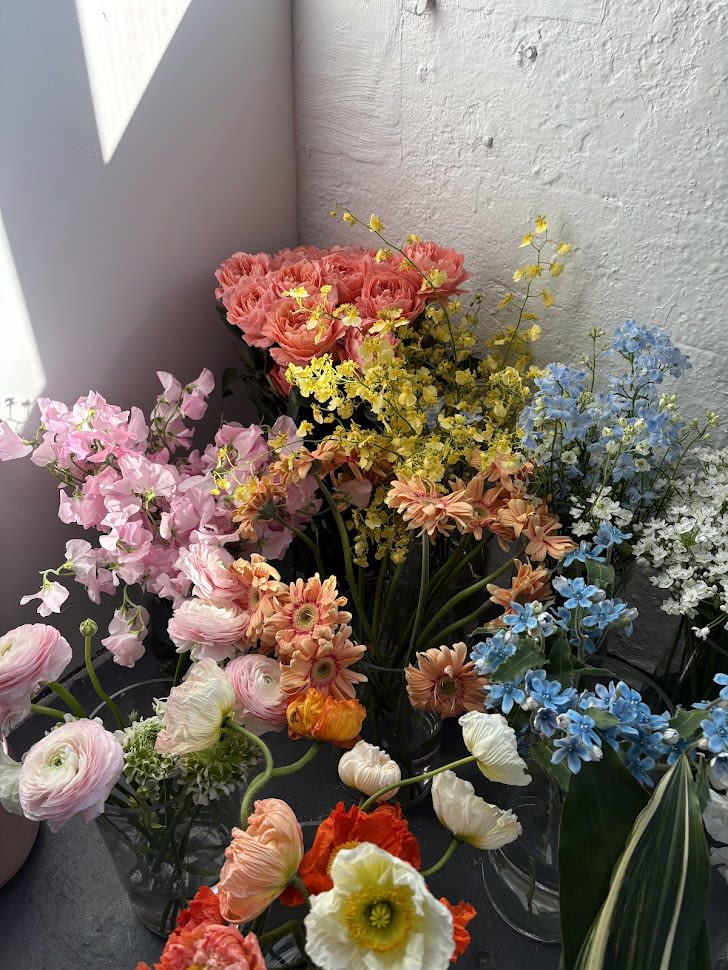 Designer's Choice (bell glass vase) - Let us do the decision making for you using the best of the day flowers in our signature bell glass vase.