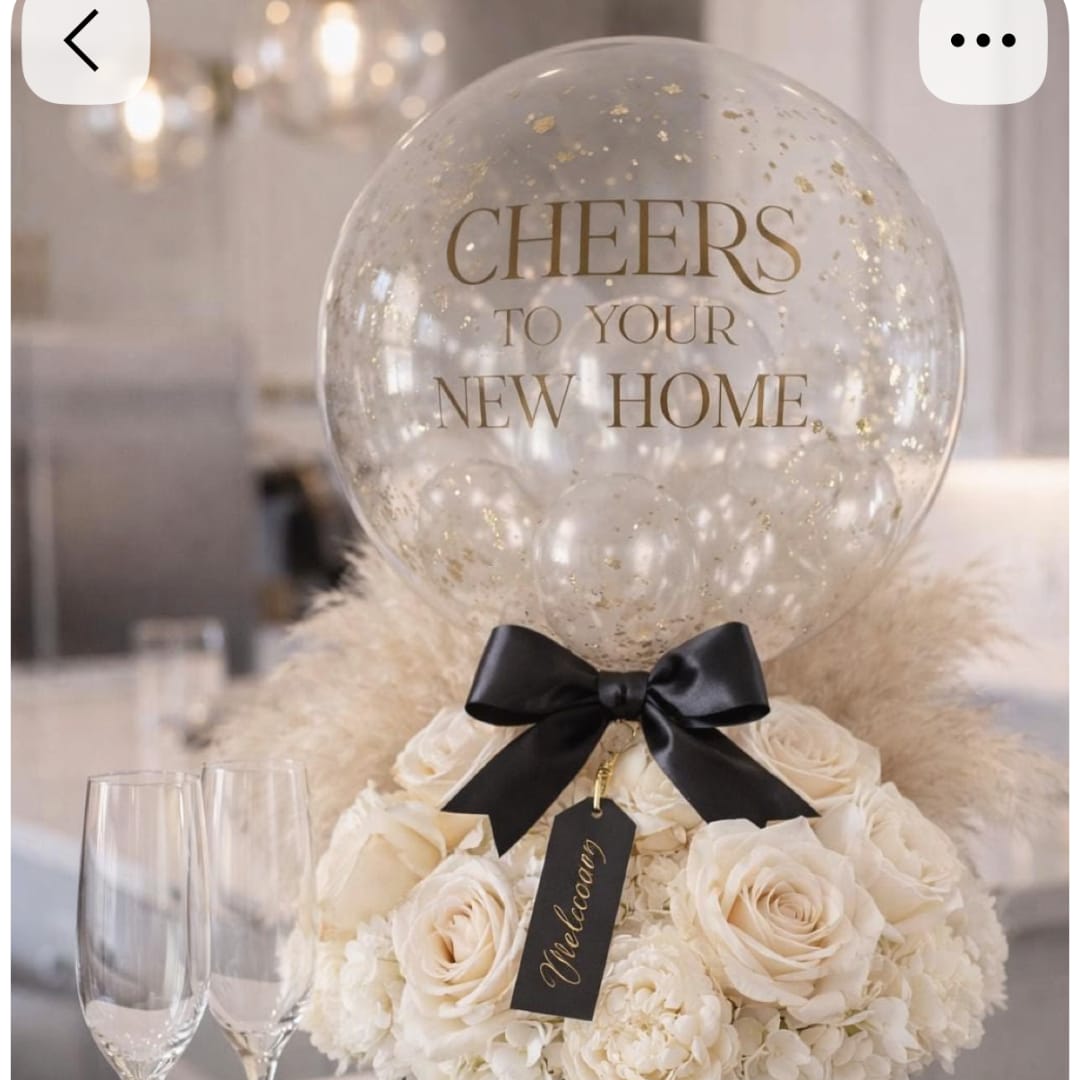 Realtor best gift idea  - New home gift idea , white roses , large balloon and customizable with any decor or wording  Chose any colors 