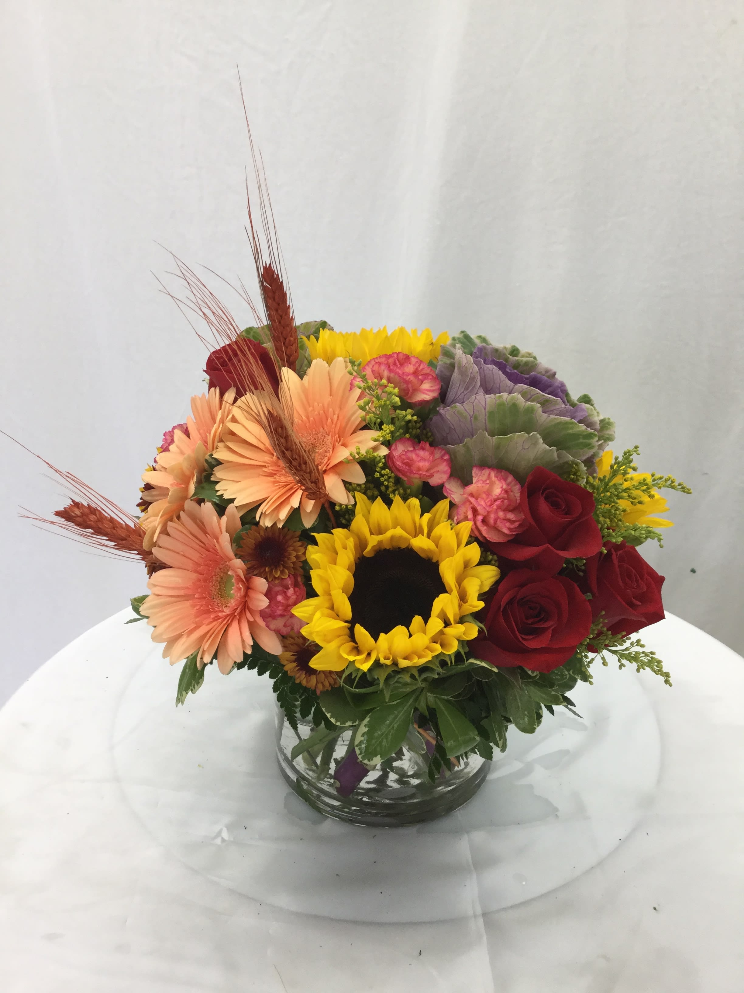 Autumn Chic Bouquet - A stunning bouquet full of fresh Autumn blooms makes for a wonderful gift during the Autumn Season.