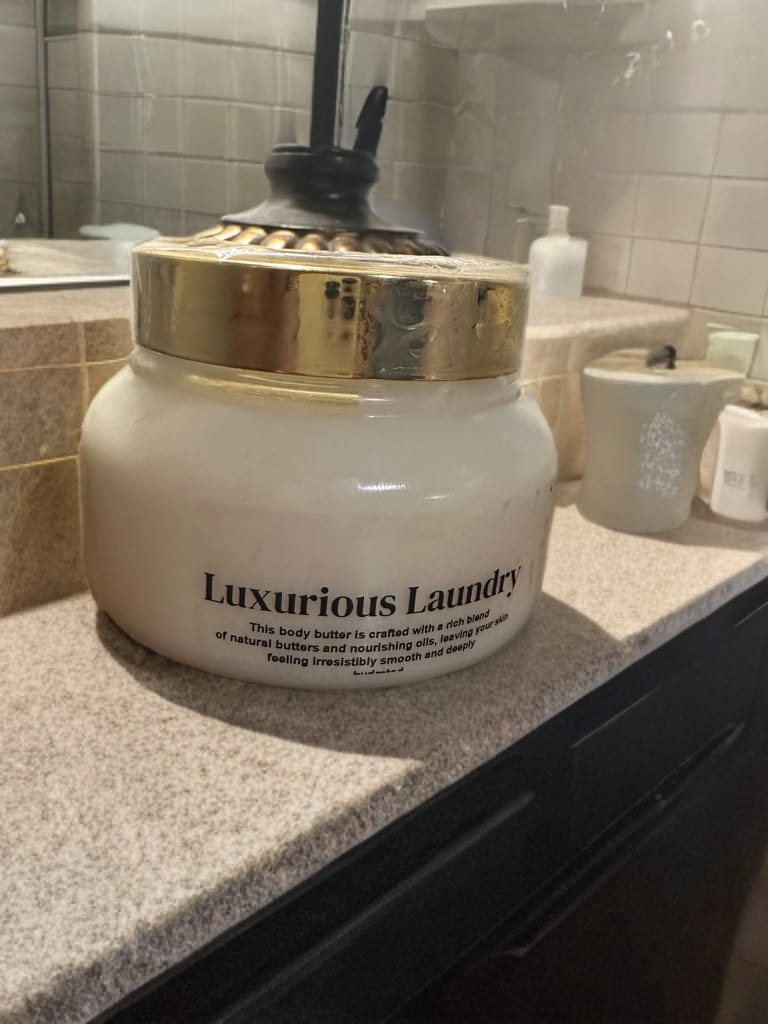 Luxurious Laundry Body Butter - A smooth fresh clean scent body butter that is crafted with rich blend of natural butters and nourishing oils, leaving your skin feeling irresistibly smooth and deeply hydrated.  Limited Quantity *Next Day Delivery for ONLY West Memphis, Arkansas &amp; Marion, Arkansas **Shipment Allow 3-5 Days Business Days