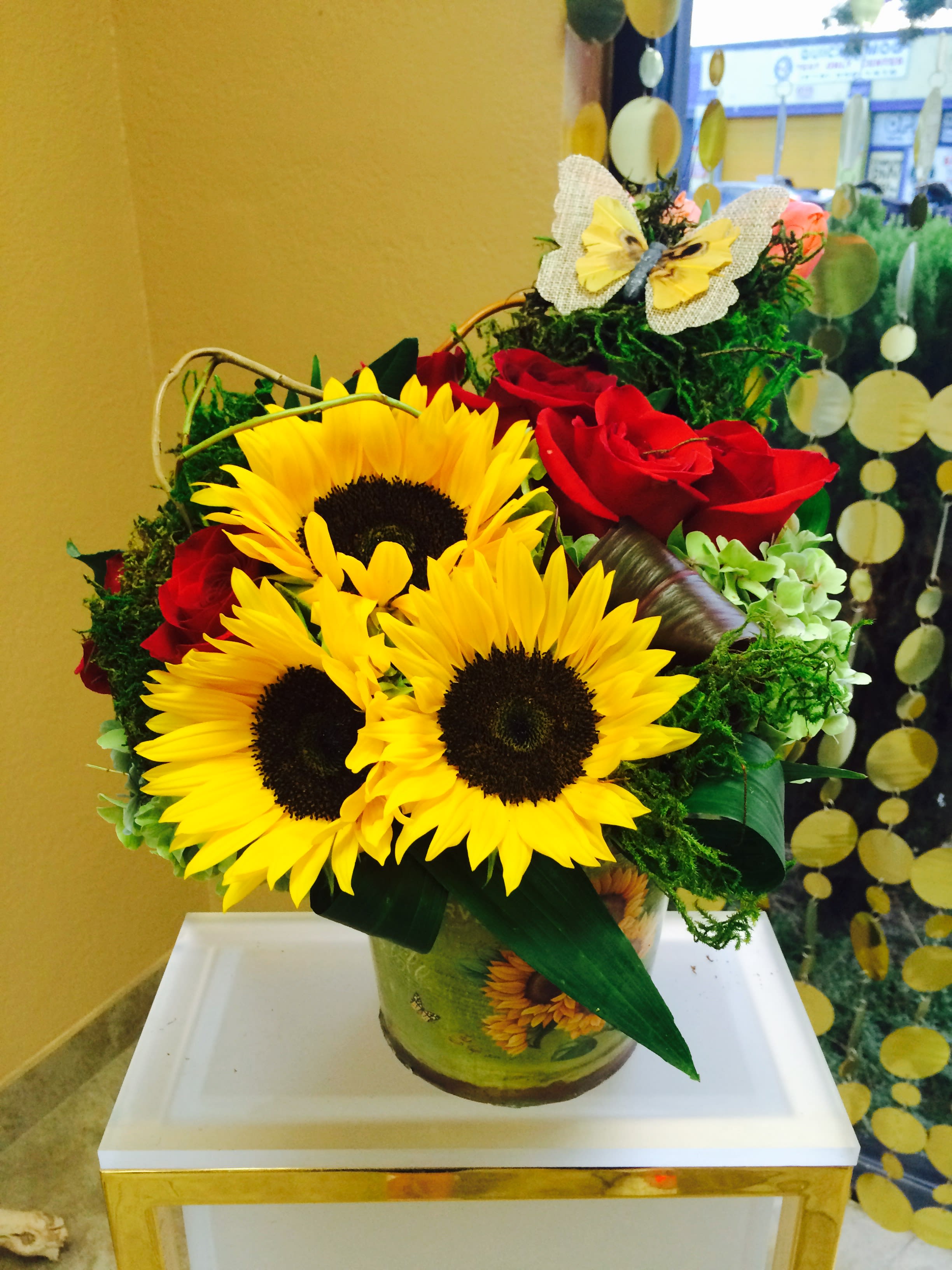 Sunny Sunflower - Beautifully arranged box of seasonal summer flowers