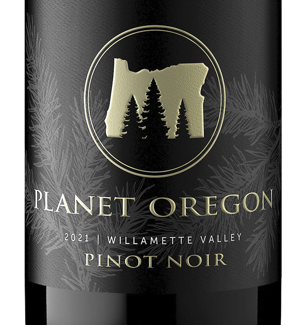 Wine bottle label reading Planet Oregon Pinot Noir