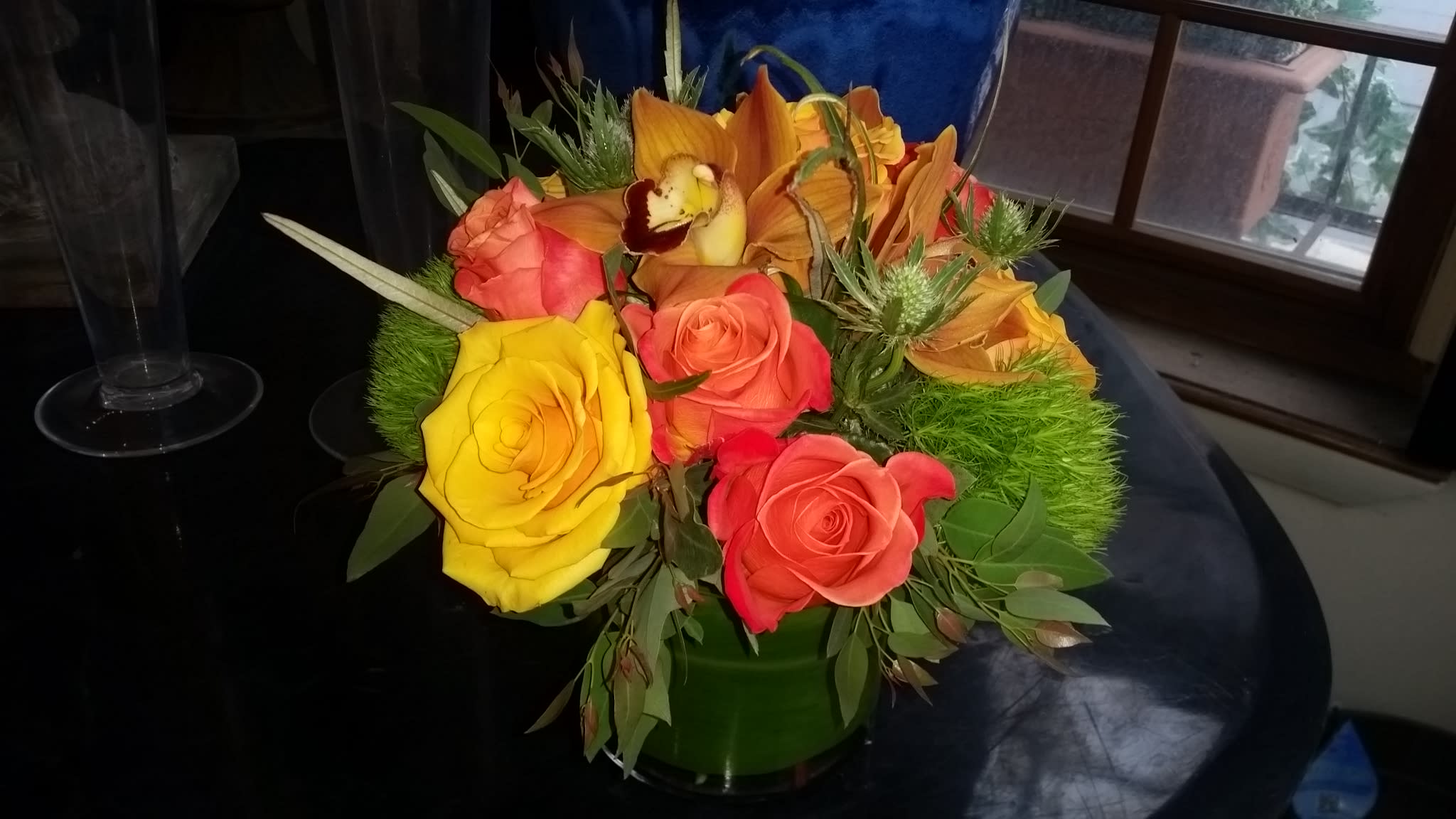 Fall into you - Bright and happy summer arrangement