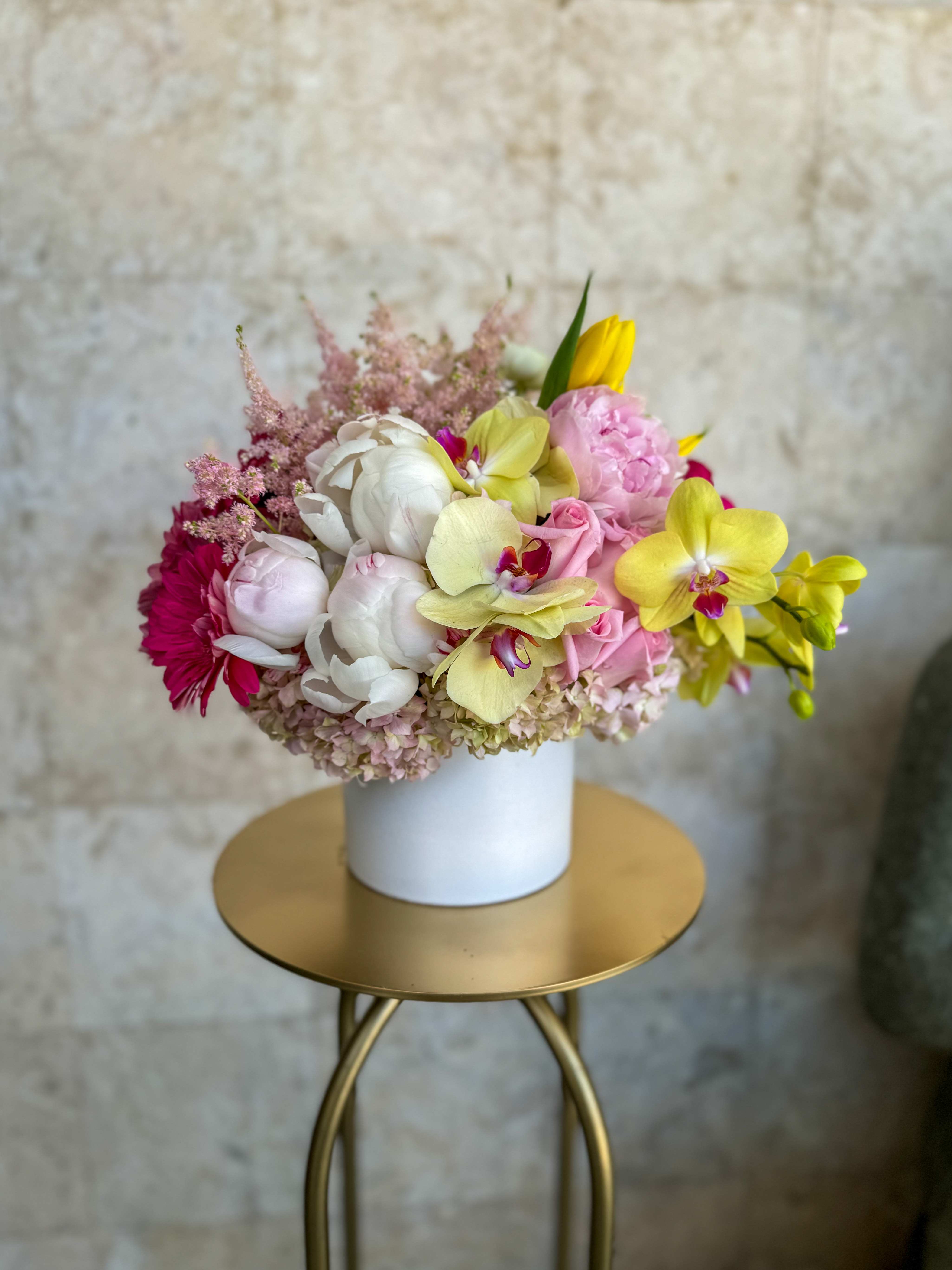 Moonstruck - A romantic gesture for your special one: pastel color arrangement that is moonstruck! A lovely gift for any occasion that is sure to bring a smile.