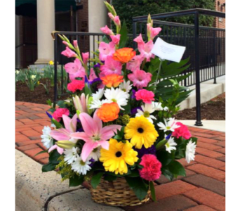 SPRING BASKET ARRANGEMENT [TT-ARR50] - SPRING BASKET ARRANGEMENT BY TWIN TOWERS FLORIST      As Shown : TT-ARR50 