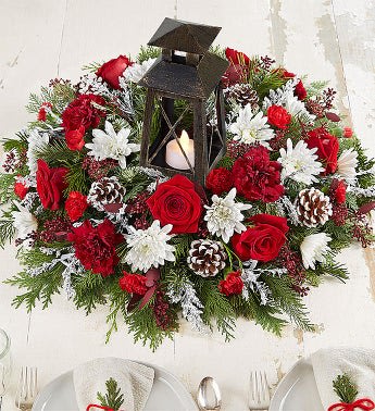 LANTERN CENTERPIECE - CENTERPIECE WITH LANTERN IN CENTER