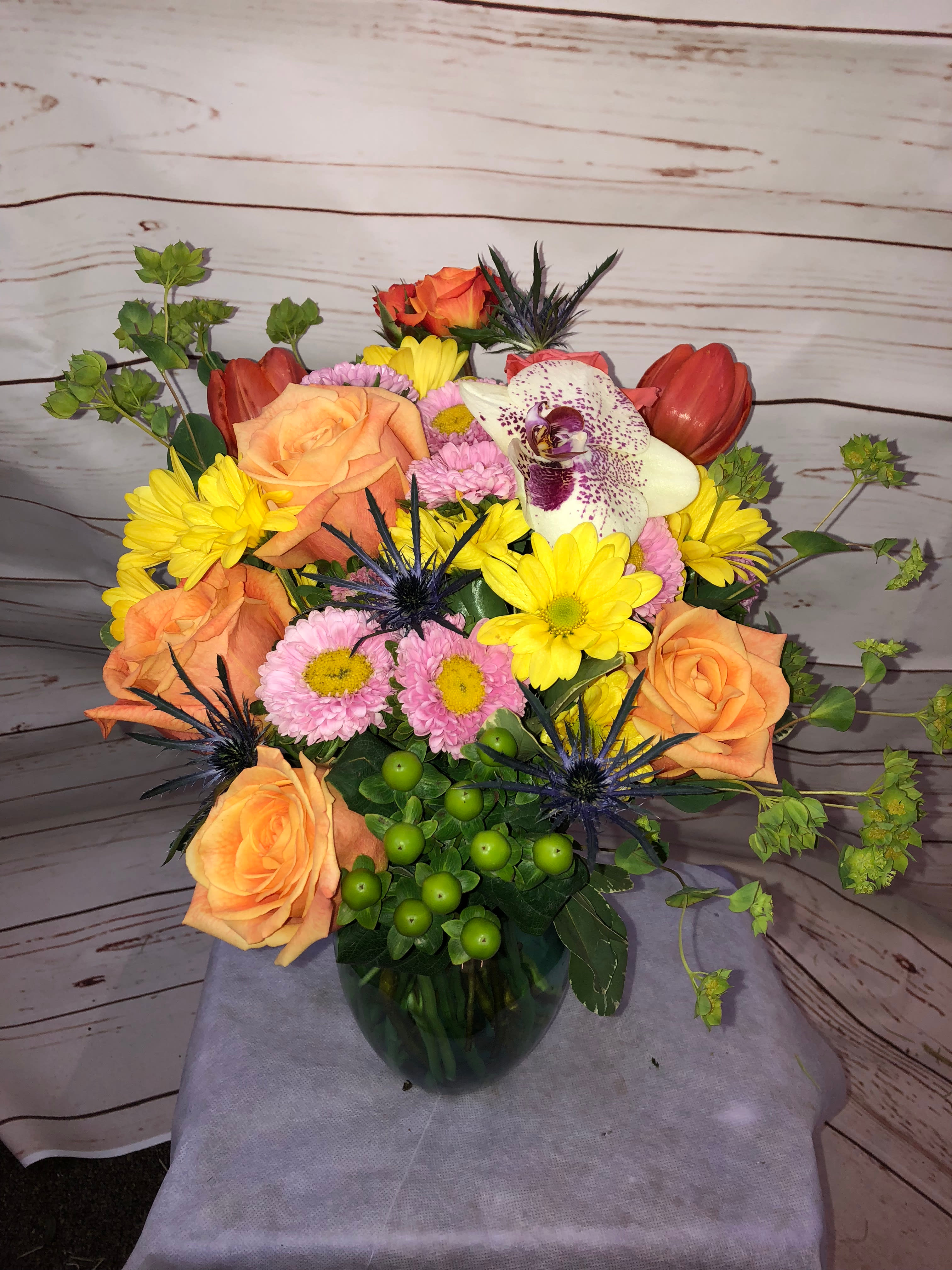 Zesty - Bright,colorful and lively,will be sure to make them smile and feel good.