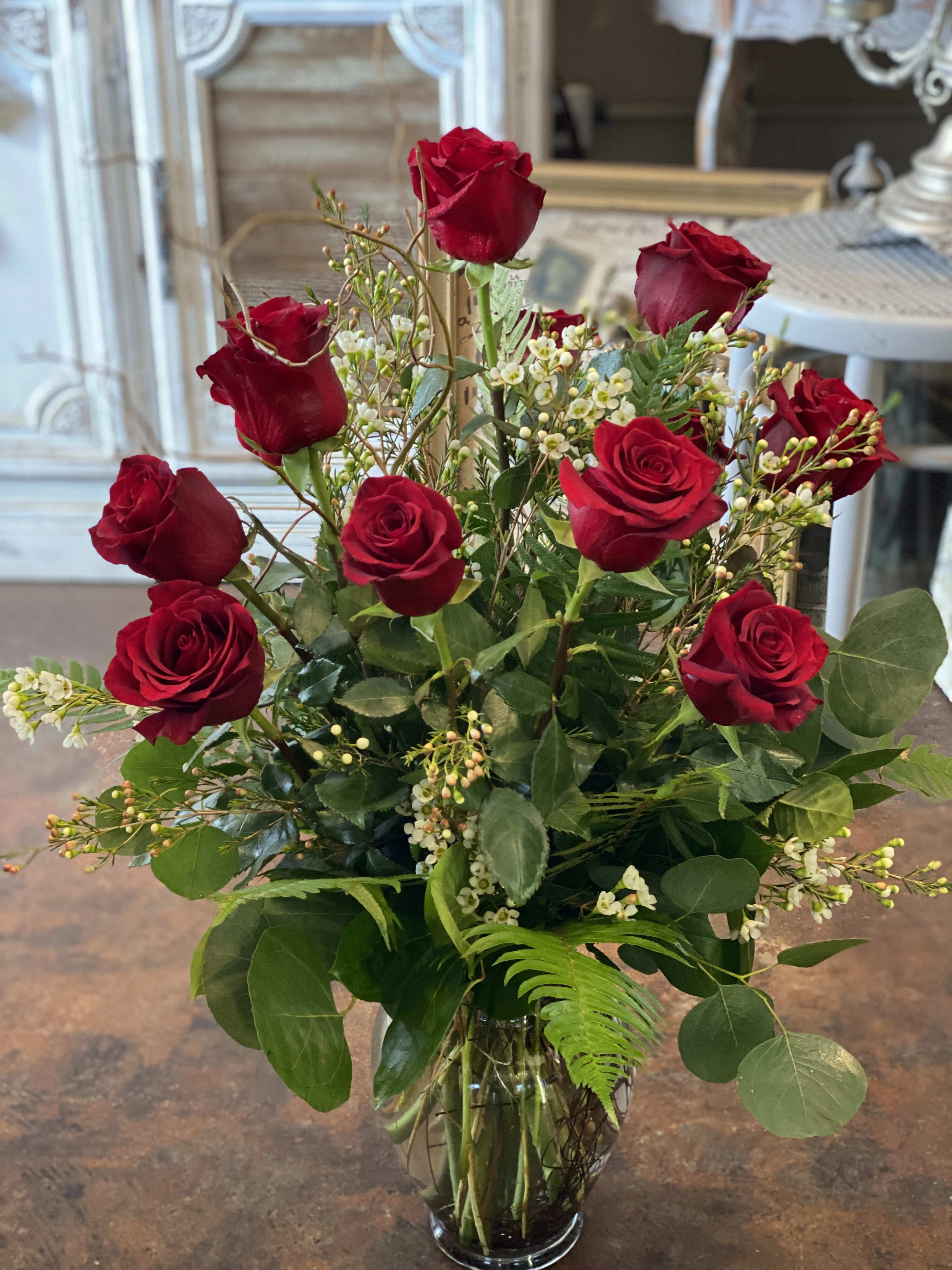 Speak Love - Flowers speak louder than words…and our elegant red roses speak volumes! Beautifully hand-arranged with lush greenery, each radiant bloom will help you express your love in the most romantic way possible.