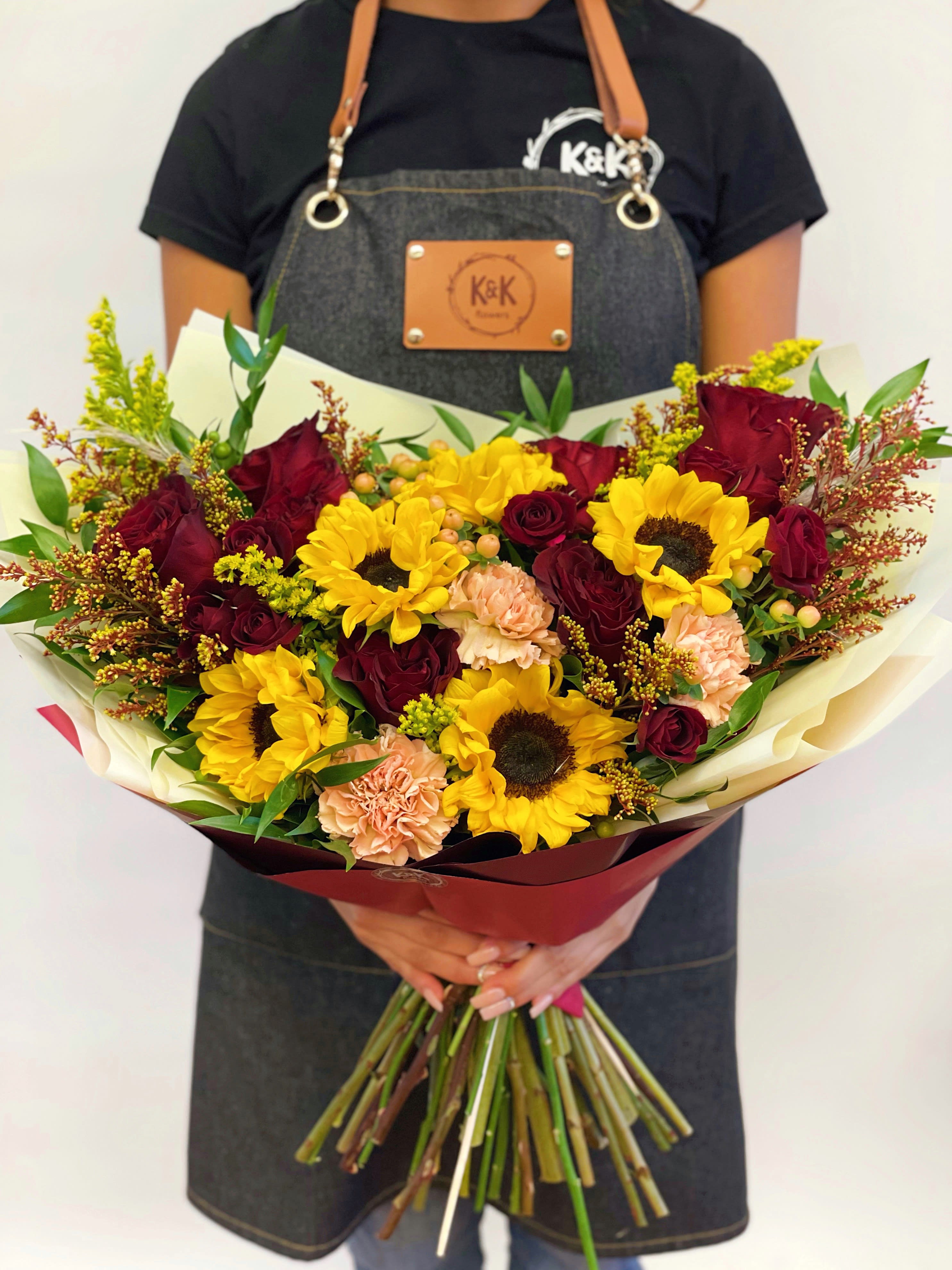 Fall Bouquet Loose Style Large - Mixed flowers bouquet, from romantic and gentle to an edgy and interesting look. All bouquets come without a vase. You can choose a vase in the add-on section.  Note: Flower food, transportation bag, and flower care instructions are included