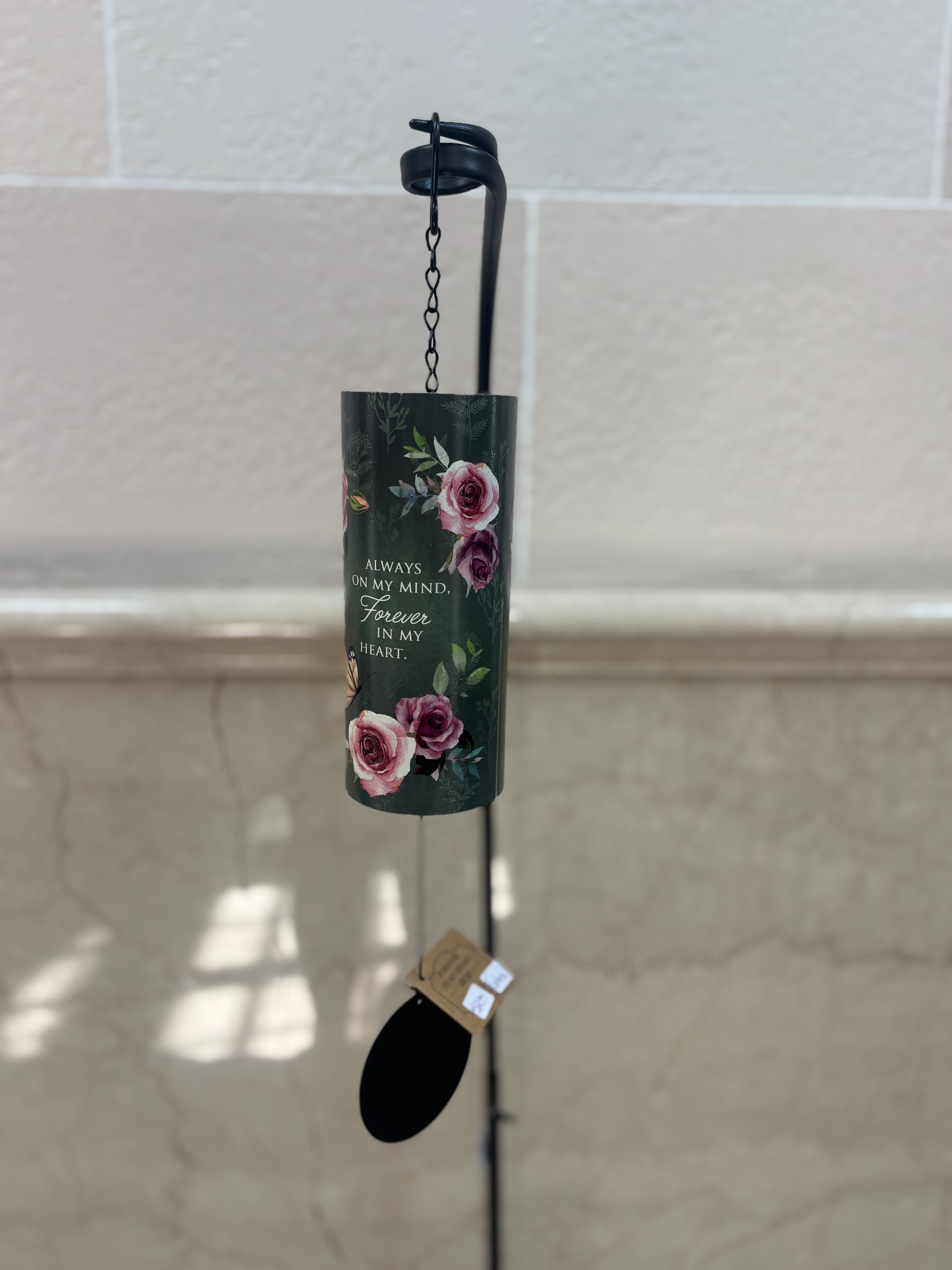 Black memorial wind chime with pink rose design and hanging clapper