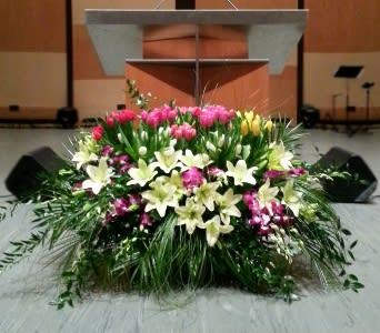  PODIUM ARRANGEMENT 56 [TTPOD56] - PODIUM ARRANGEMENT BY TWIN TOWERS FLORIST      As Shown : TTPOD56  