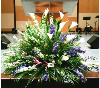  PODIUM ARRANGEMENT 85 [TTPOD85] - PODIUM ARRANGEMENT 85 BY TWIN TOWERS FLORIST      As Shown : TTPOD85 