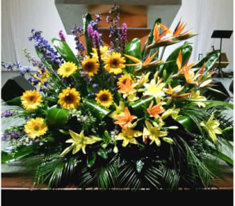  PODIUM ARRANGEMENT 91 [TTPOD91] - PODIUM ARRANGEMENT 91 BY TWIN TOWERS FLORIST      As Shown : TTPOD91 