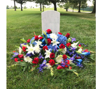 AMERICAN GLORY GRAVE BLANKET/CASKET SPRAY [TT-ANC66] - AMERICAN GLORY GRAVE BLANKET/CASKET SPRAY BY TWIN TOWERS FLORIST      As Shown : TT-ANC66 