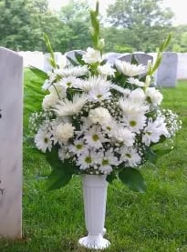 IN LOVING MEMORY ARRANGMENT IN WHITE [TT-ANC9] -     As Shown : TT-ANC9  