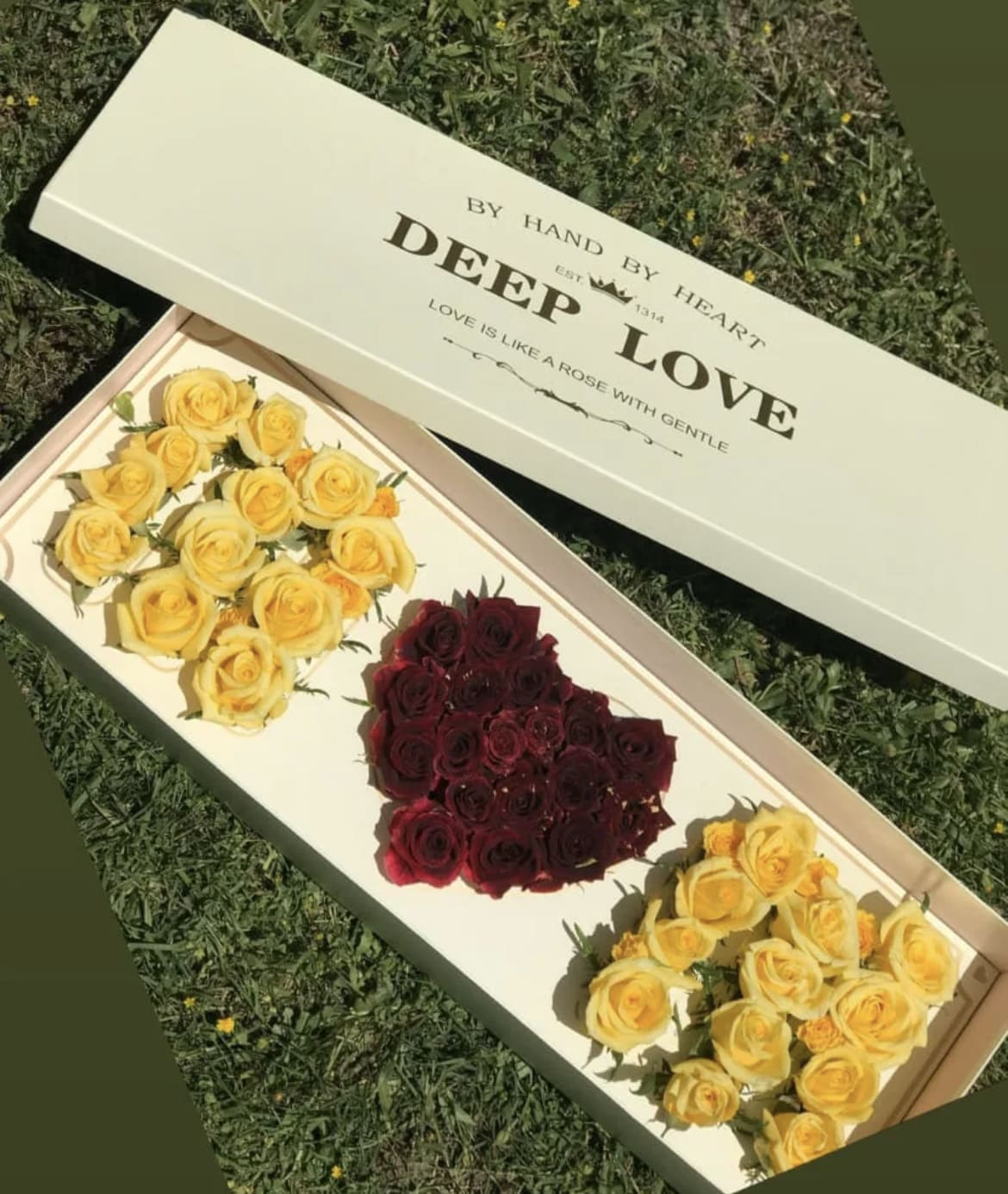 MOM BOX #4 - this amazing mom box, is sure to wow mom, to embrace in gratefulness all what they fulfill in our lives, they deserve to be treated like the royalty they are. our most signature mom box