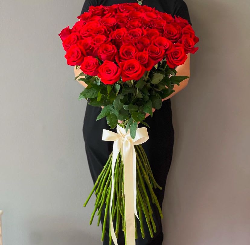 50 RED ROSES BOUQUET - 50 PREMIUM RED ROSES - 70 CM STEM